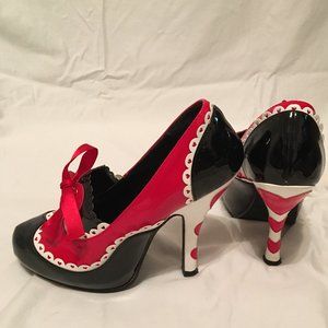 Queen of Hearts Heels
